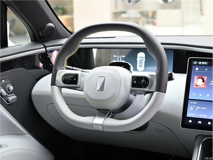 2023 NEW Avita 11 Huawei EV Luxury SUV