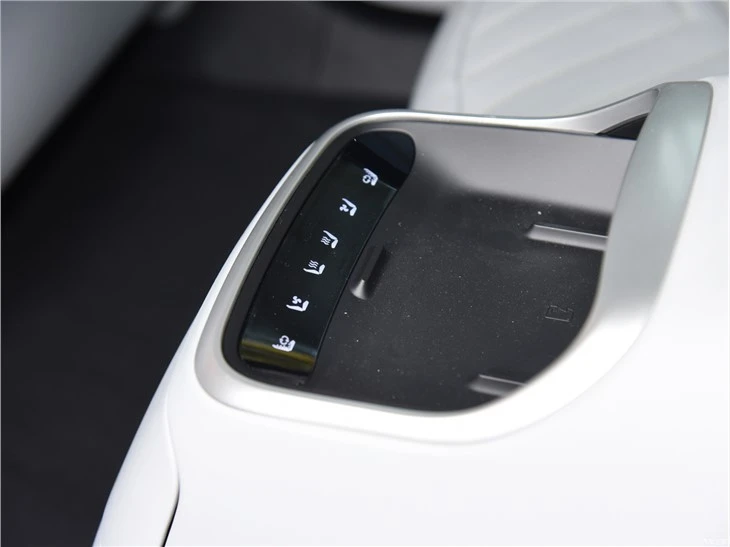 2023 NEW Avita 11 Huawei EV Luxury SUV