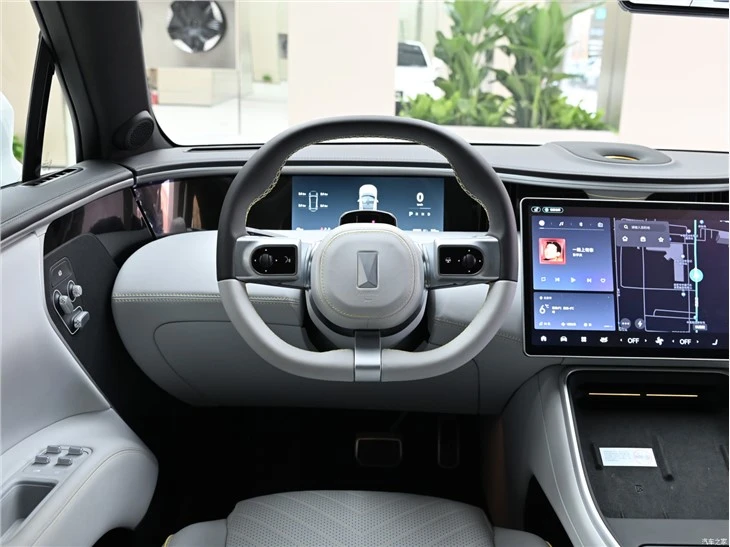 2023 NEW Avita 11 Huawei EV Luxury SUV