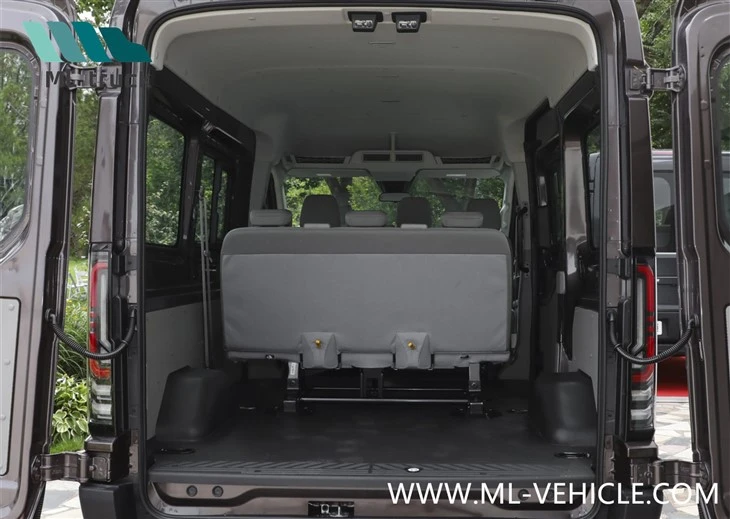 JMC Ford Transit T8
