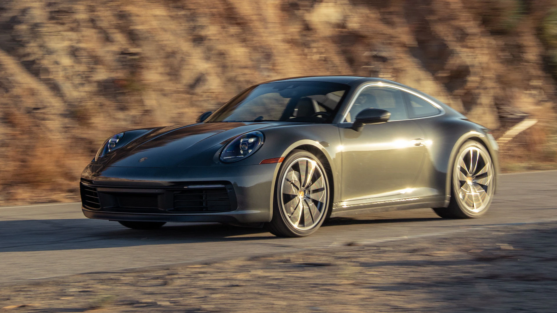 Porsche roept voertuigen uit de 911-serie terug vanwege problemen met het las...