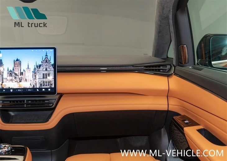 2024 Geely Levc L380 EV MPV