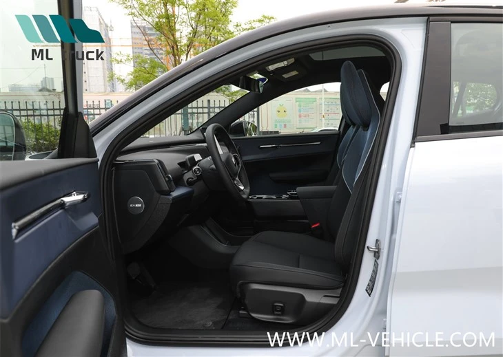 2024 Volvo EX30 EV SUV